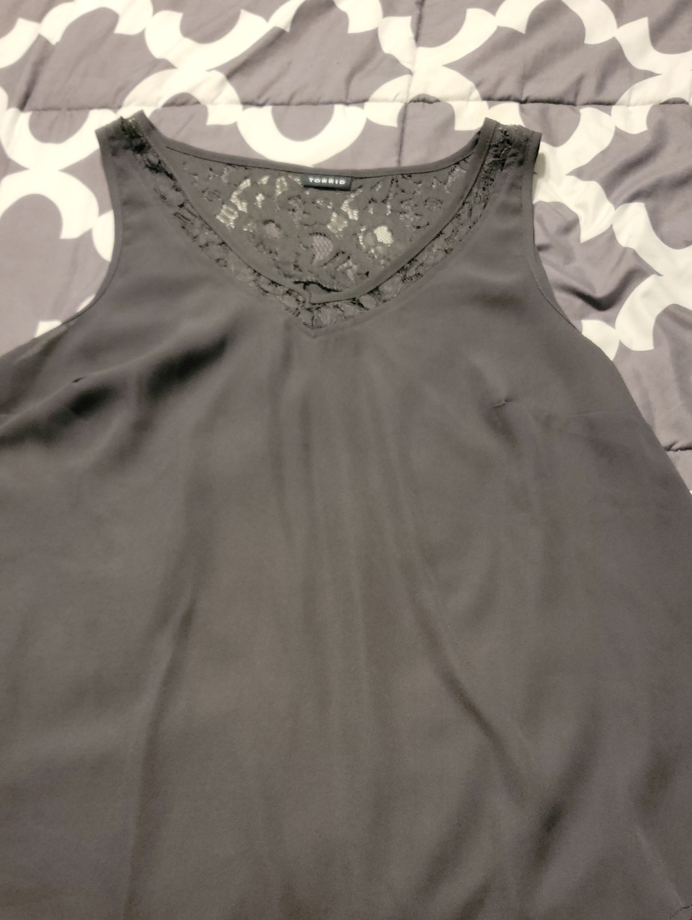 Torrid Size 00 Dark Gray Lace-Trim V-Neck Camisole Plus Size New